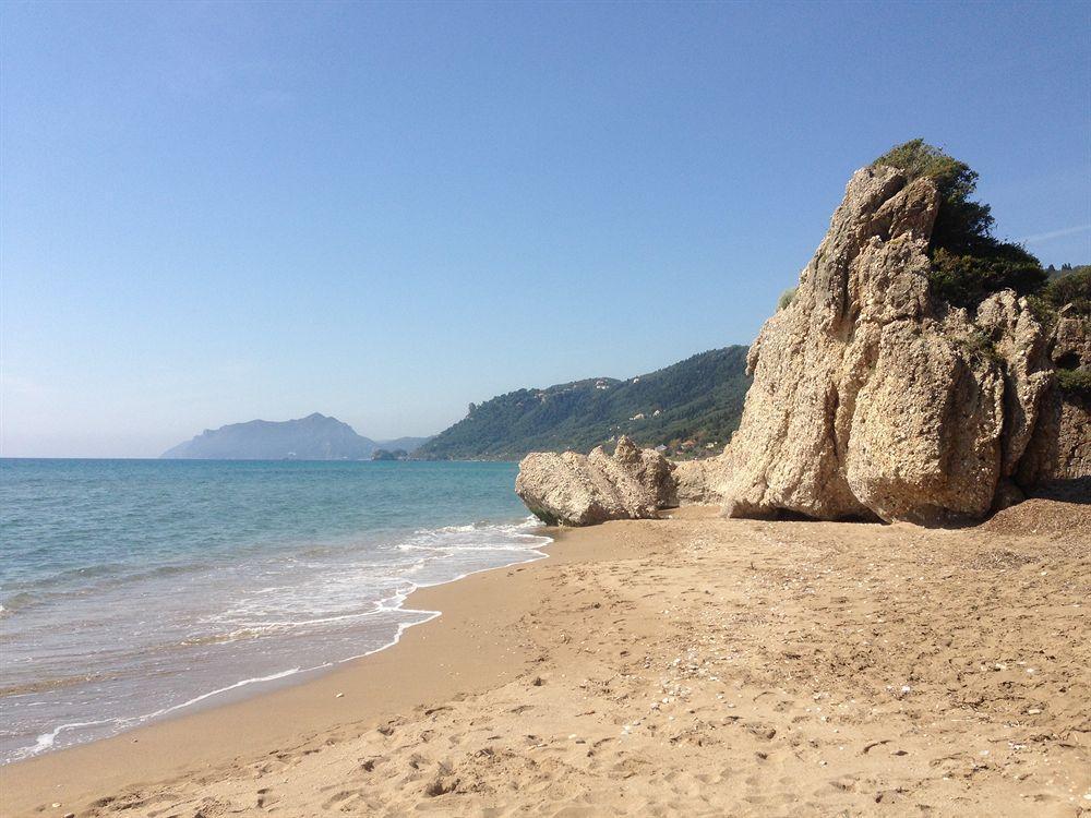 אגיוס גורדיוס Pink Palace Beach Resort מראה חיצוני תמונה