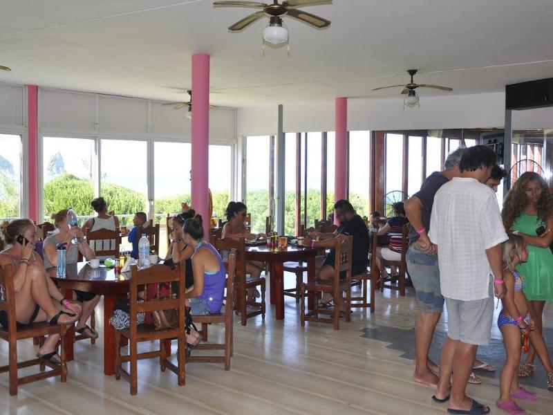 אגיוס גורדיוס Pink Palace Beach Resort מראה חיצוני תמונה