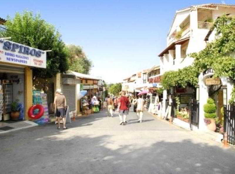 אגיוס גורדיוס Pink Palace Beach Resort מראה חיצוני תמונה