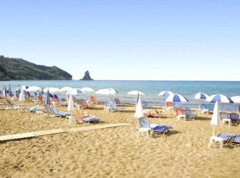 אגיוס גורדיוס Pink Palace Beach Resort מראה חיצוני תמונה