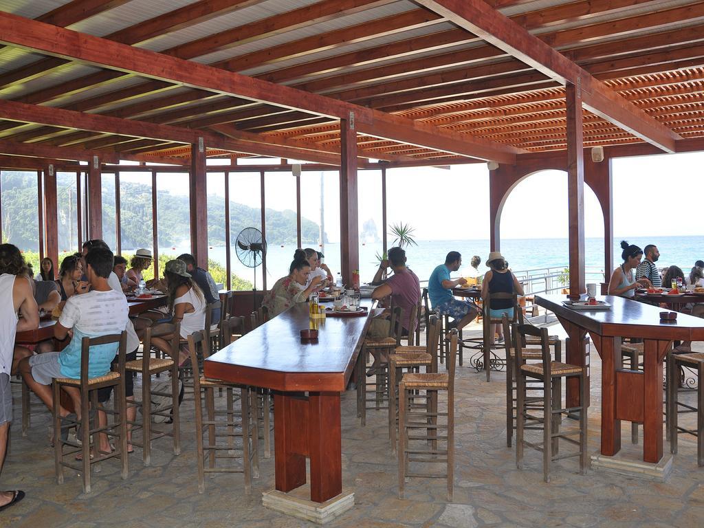 אגיוס גורדיוס Pink Palace Beach Resort מראה חיצוני תמונה